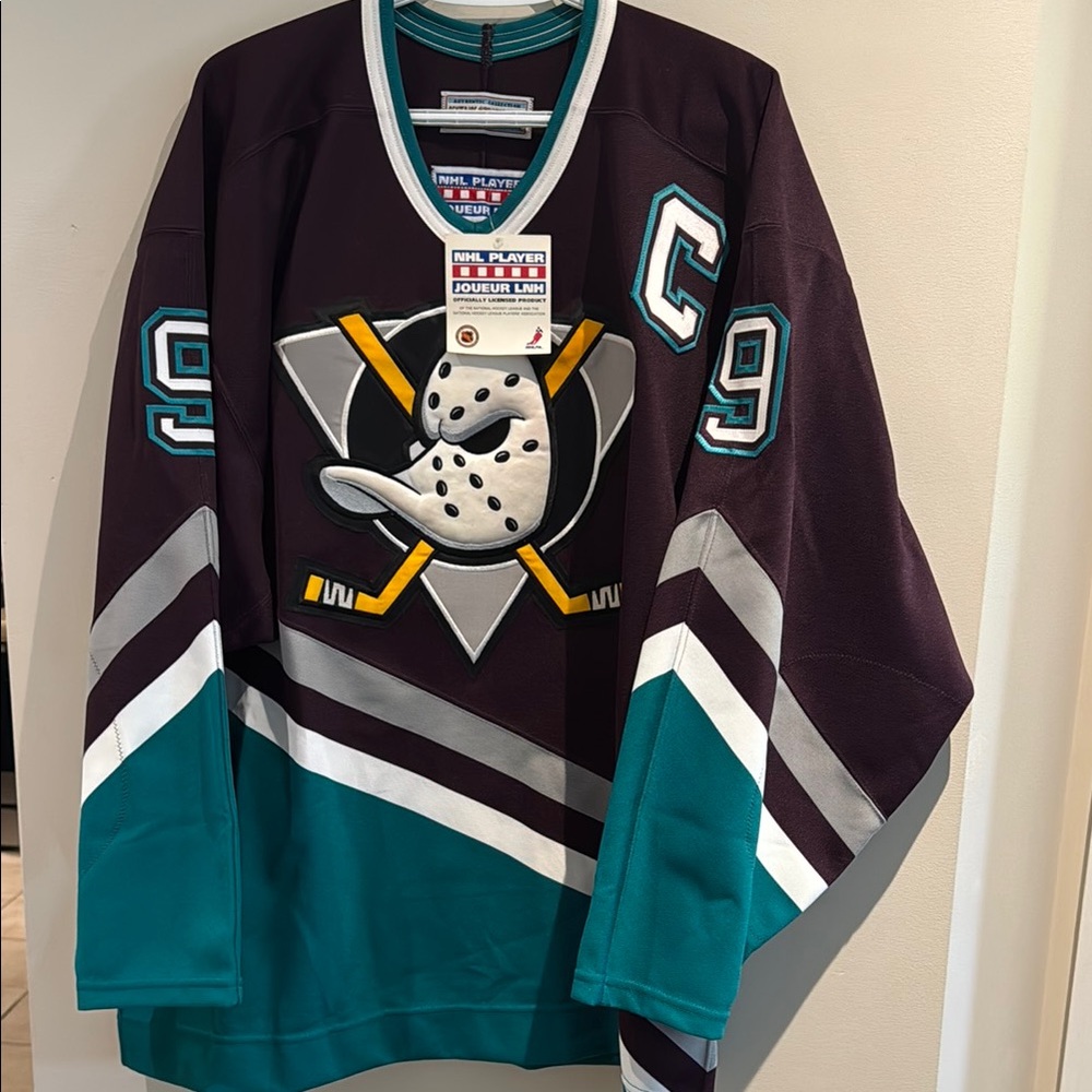 Vintage Mighty Ducks Paul Kariya CCM home Jersey